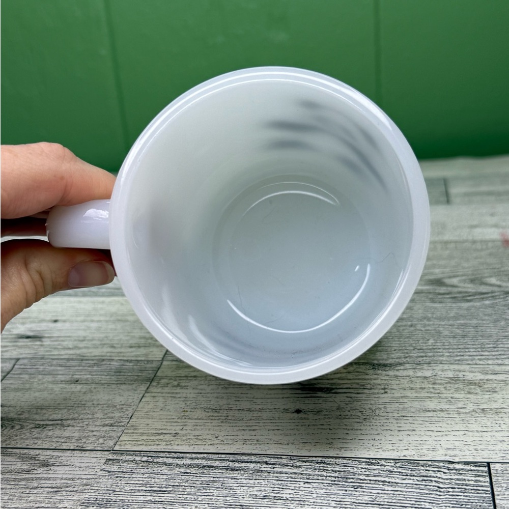 Vintage Glasbake milk glass panda bear mug - Picture 4 of 5